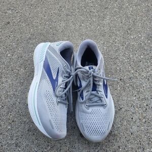 Brooks Adrenaline 22 Sneaker Women Size 8.5B